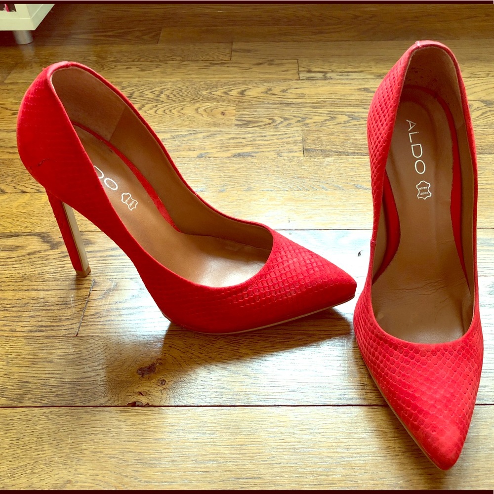 Aldo HOT RED stilettos